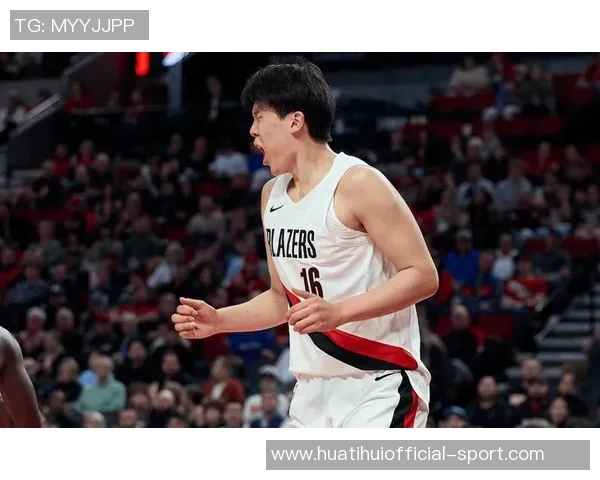 杨瀚森三分命中后被换下原因分析与防守技巧提升建议